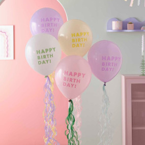 Balões com fitas Coloridas